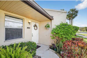116 Golden Lakes Boulevard, West Palm Beach