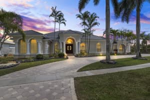 2296 Greenview Cove Drive, Wellington