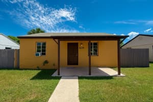 649 W 4th Street, Riviera Beach