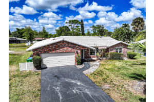 1329 Nw 84th Drive Nw, Coral Springs