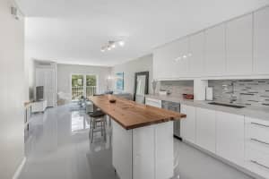 200 E Royal Palm Road 2080, Boca Raton