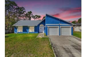 830 Garvey Road Sw, Palm Bay