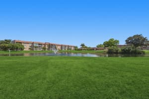 9861 Sunrise Lakes Boulevard 101, Sunrise 9861 Sunrise Lakes Boulevard 101, Sunrise