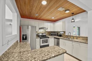 1250 Se Petunia Avenue, Port St. Lucie, Fl 34952, Port Saint Lucie