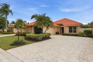 2735 Sw Mariposa Circle, Palm City