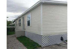 13560 Sw 7th Place, Davie