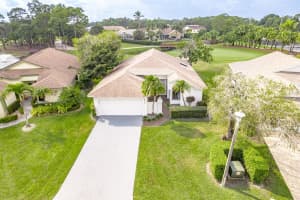 6878 Touchstone Circle, Palm Beach Gardens