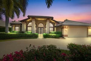 119 Fernwood Crescent, Royal Palm Beach