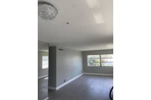 1321 Nw 43rd Ave 207, Lauderhill