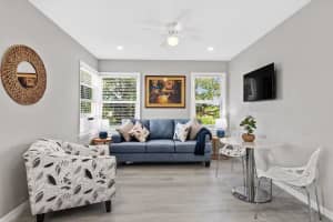 802 N Federal Highway Unit 2, Boynton Beach