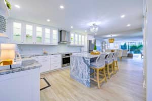 44 Yacht Club Drive 210, North Palm Beach