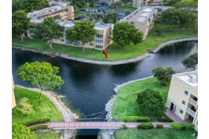 5940 Nw 64th Avenue Unit 101, Tamarac