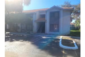 3208 Coral Lake Lane 3208, Coral Springs