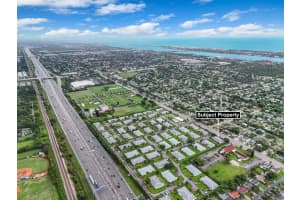 220 Country Lane A, Boynton Beach