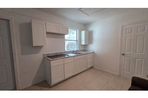 2249 Se Melaleuca Boulevard B, Port St. Lucie, Fl 34952, Port Saint Lucie