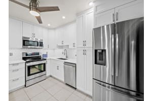 3370 Beau Rivage Drive 5d, Pompano Beach