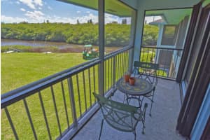 950 S Kanner Highway 106, Stuart