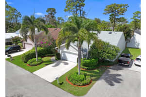 12635 Timber Ridge Circle, Wellington