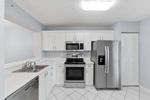 9511 Weldon Circle G207, Tamarac