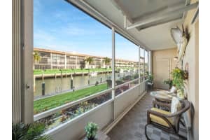 131 Doolen Court 104, North Palm Beach