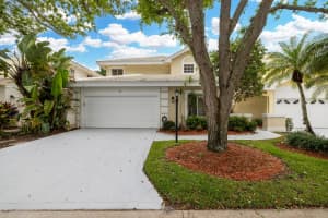 218 W Canterbury Dr W W, Palm Beach Gardens