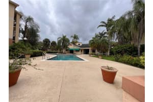 9999 Summerbreeze Drive 109, Sunrise