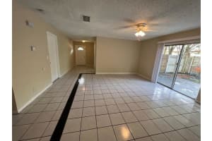 8579 Nw 23rd Manor S-n, Coral Springs