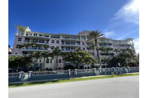 2051 Se 3rd Street Th3, Deerfield Beach