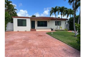 445 Ne 109th Street 4, Miami