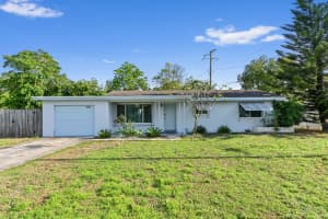 2898 Se 1st Place, Boynton Beach