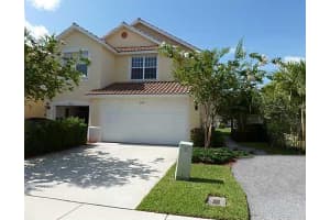 1111 Pinewood Lake Court, Greenacres