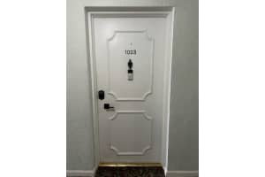 2220 Ne 68th Street 1023, Fort Lauderdale