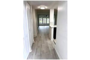 6001 Nw 61st Avenue 102, Tamarac