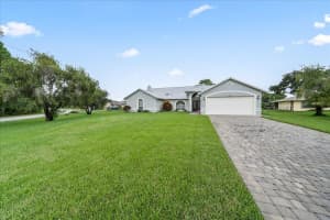 1540 Se Hope Ct Court Se, Palm Bay