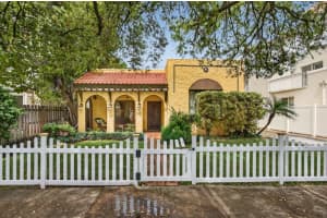 1415 Ne 4th Place, Fort Lauderdale