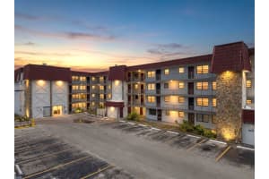 1335 W 68th Street 208, Hialeah