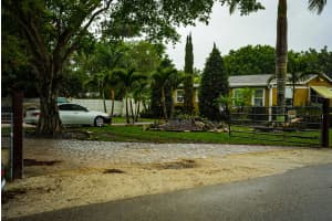 3825 Lakewood Road A, Palm Springs