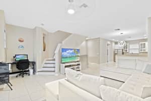 1033 Ne 17th Way 2003, Fort Lauderdale