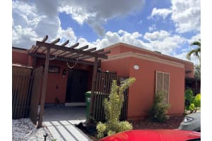 1641 Fairway Road, Pembroke Pines