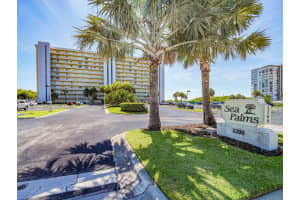 3200 N Highway A1a 307, Hutchinson Island