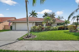 5875 Sun Pointe Circle, Boynton Beach