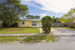 520 Ne 45th Street, Deerfield Beach