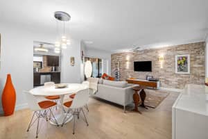 2305 Aspen Way, Boynton Beach