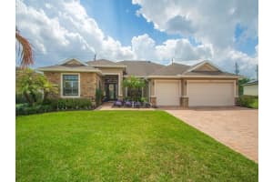 5907 Brae Burn Circle, Vero Beach