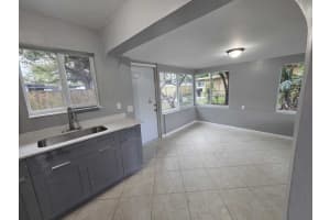 5720 Cleveland Street, Hollywood