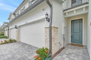 2138 S Appleton Cir Circle S, Oakland Park