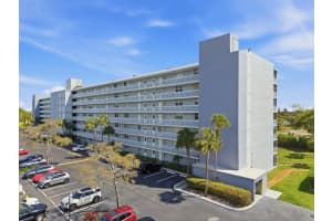 5700 Nw 2nd Avenue 108, Boca Raton
