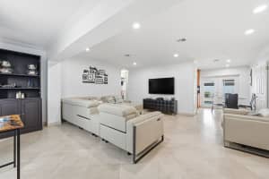 6271 Harding Street, Hollywood 6271 Harding Street, Hollywood