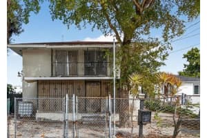 2765 Nw 60th Street, Miami