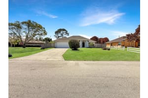 1526 Sw Dycus Avenue, Port St. Lucie, Fl 34953, Port Saint Lucie